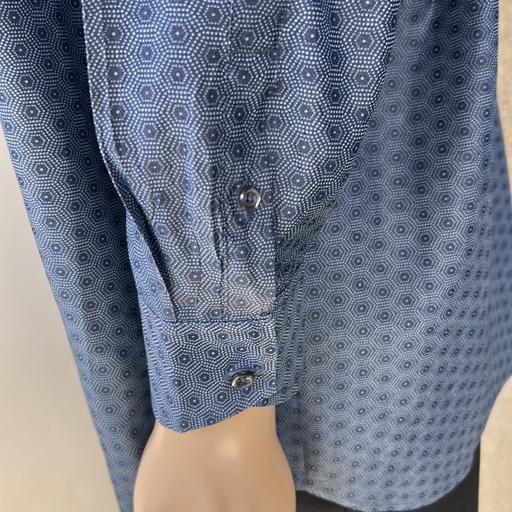 Tommy Bahama Men's Blue Patterned Shirt - Picture 4 of 13